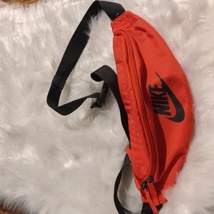 Nike fanny pack